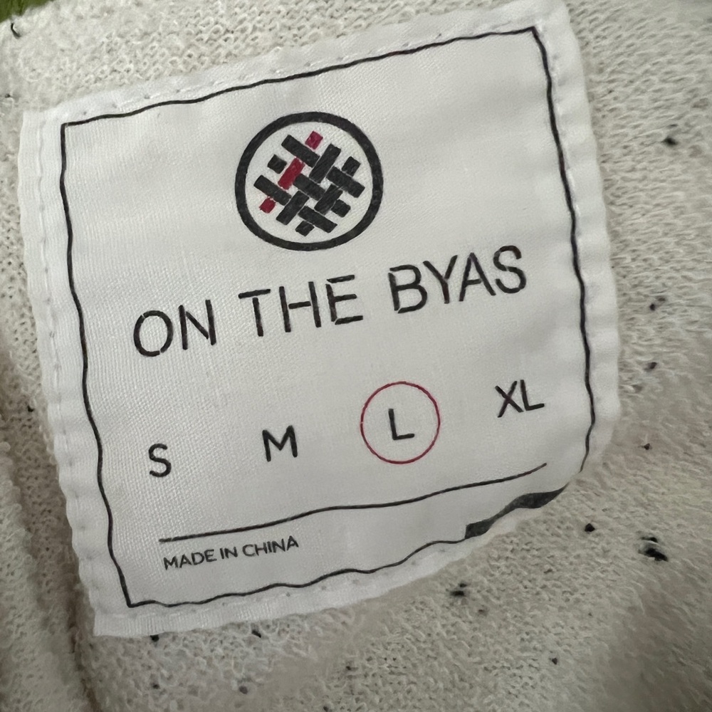 on the byas Neutral Speckled Hoodie Y2K with Tropical Trim Size Large. #beach - Picture 5 of 6